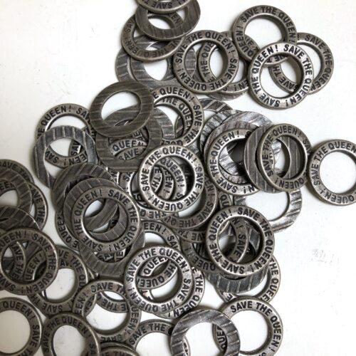 Save the Queen Washer Beads